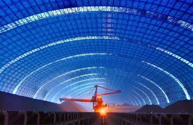深州亿优钢构工程师为您解析原料场封闭技术的特点和类型
